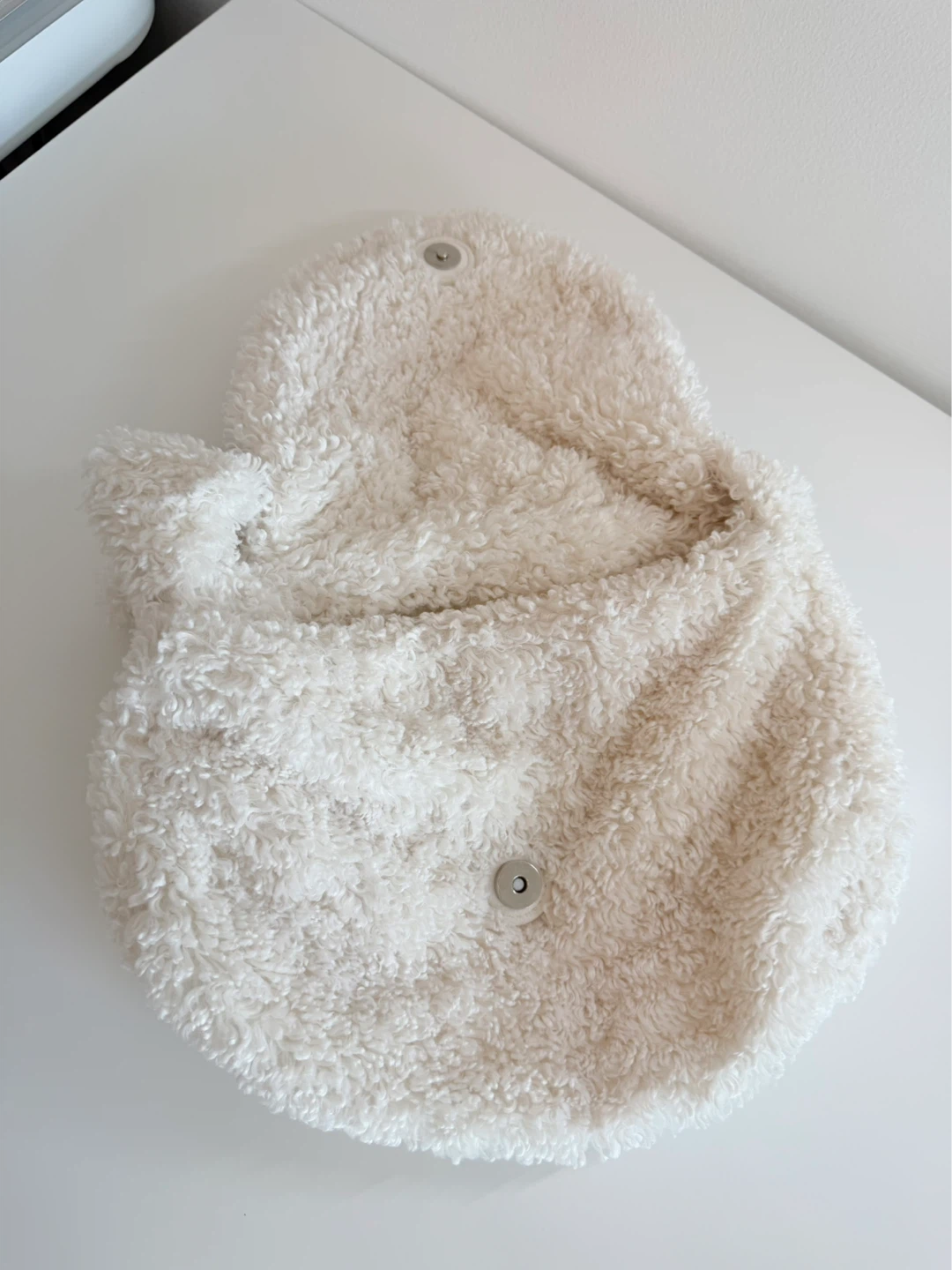 White Teddy Fleece Shoulder Bag - photo 3