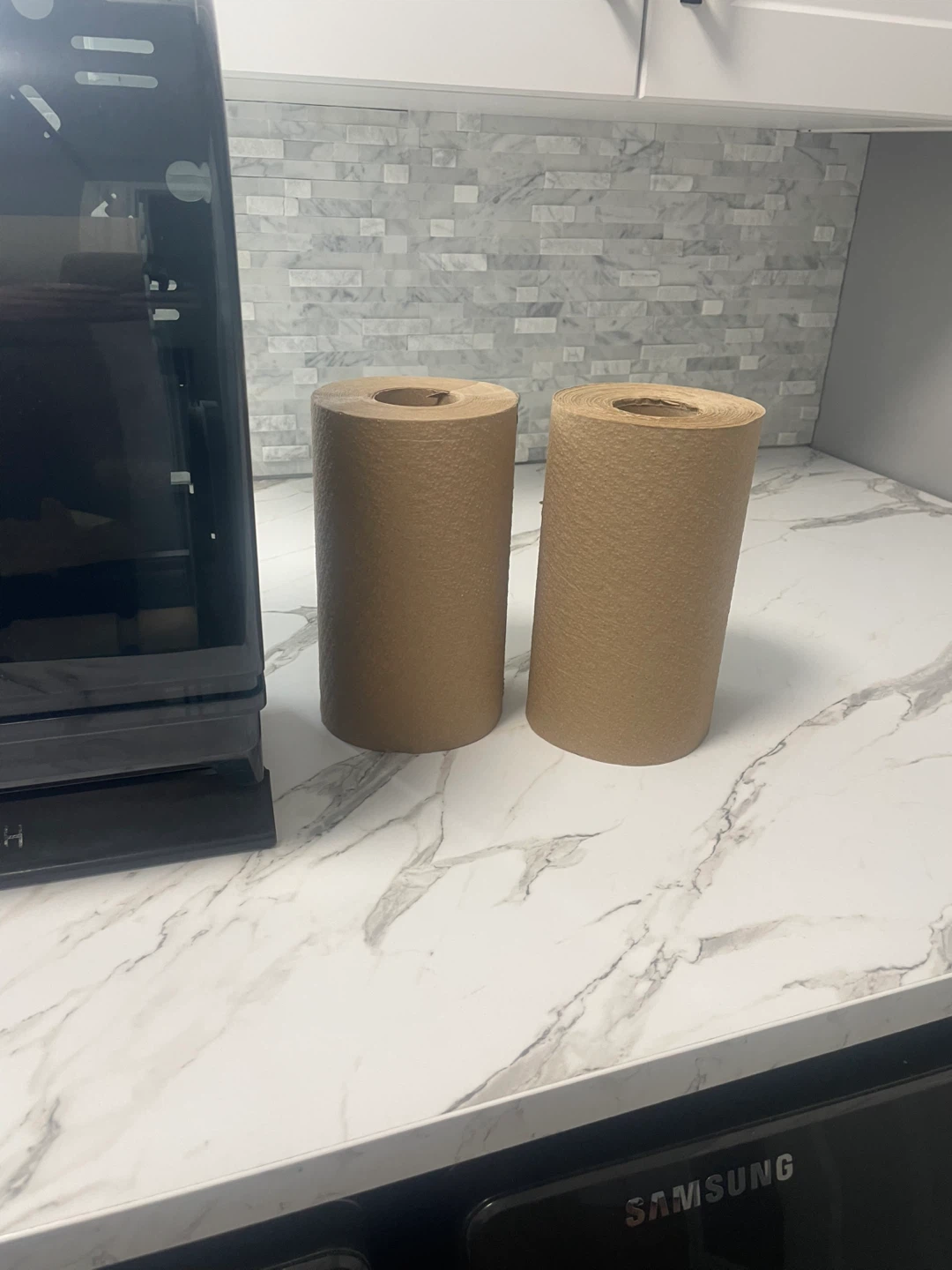 Paper Towel Dispenser with 2 Rolls - photo 3