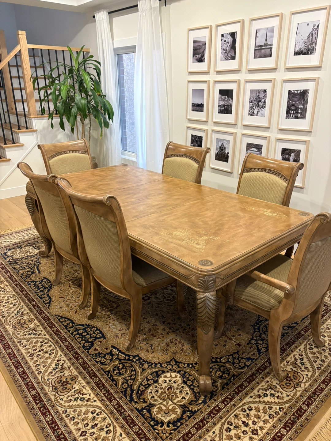 Dining Table and Chairs Set