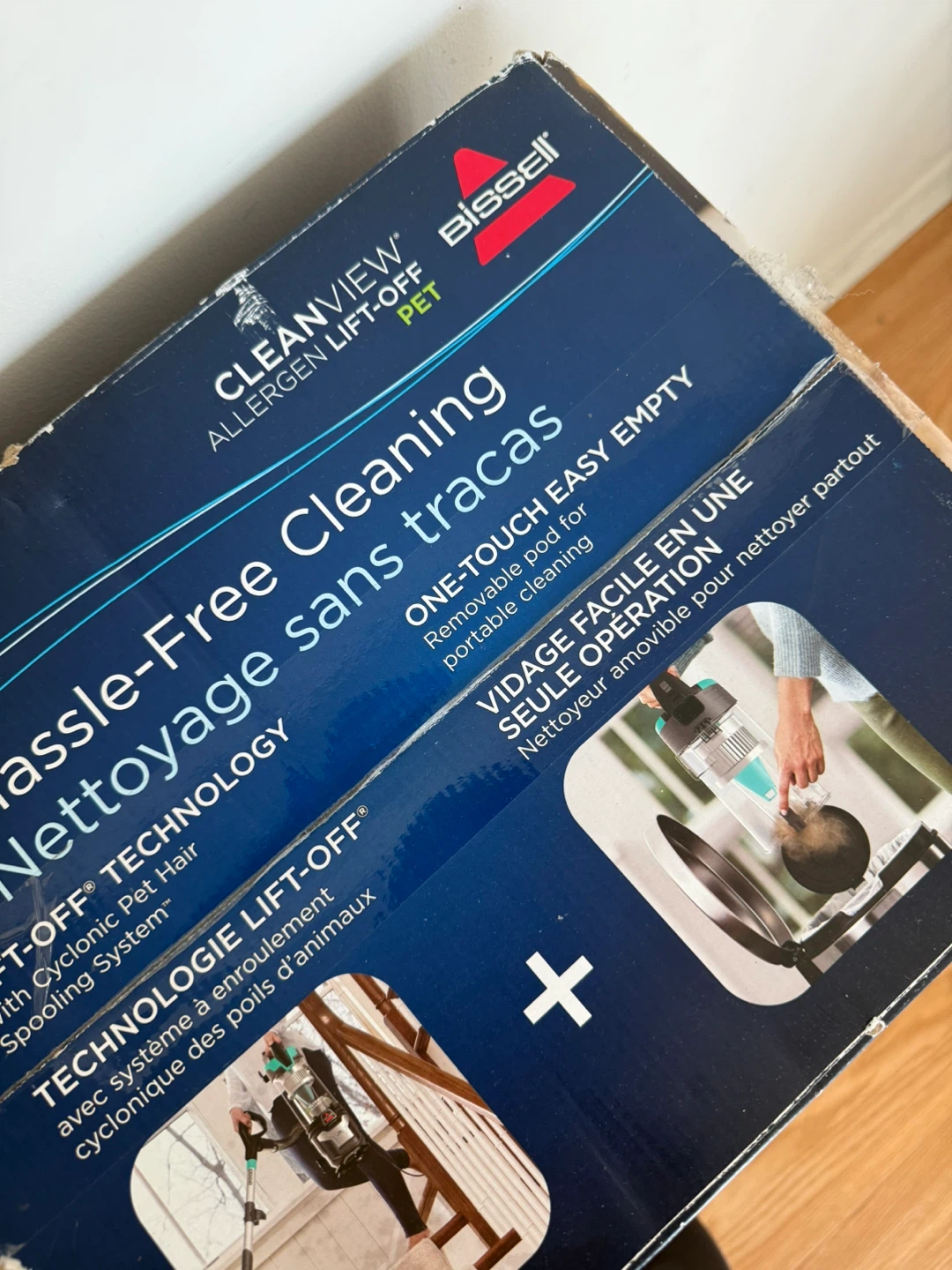 Bissell CleanView Allergen Lift-Off Pet Vacuum Cleaner - photo 2