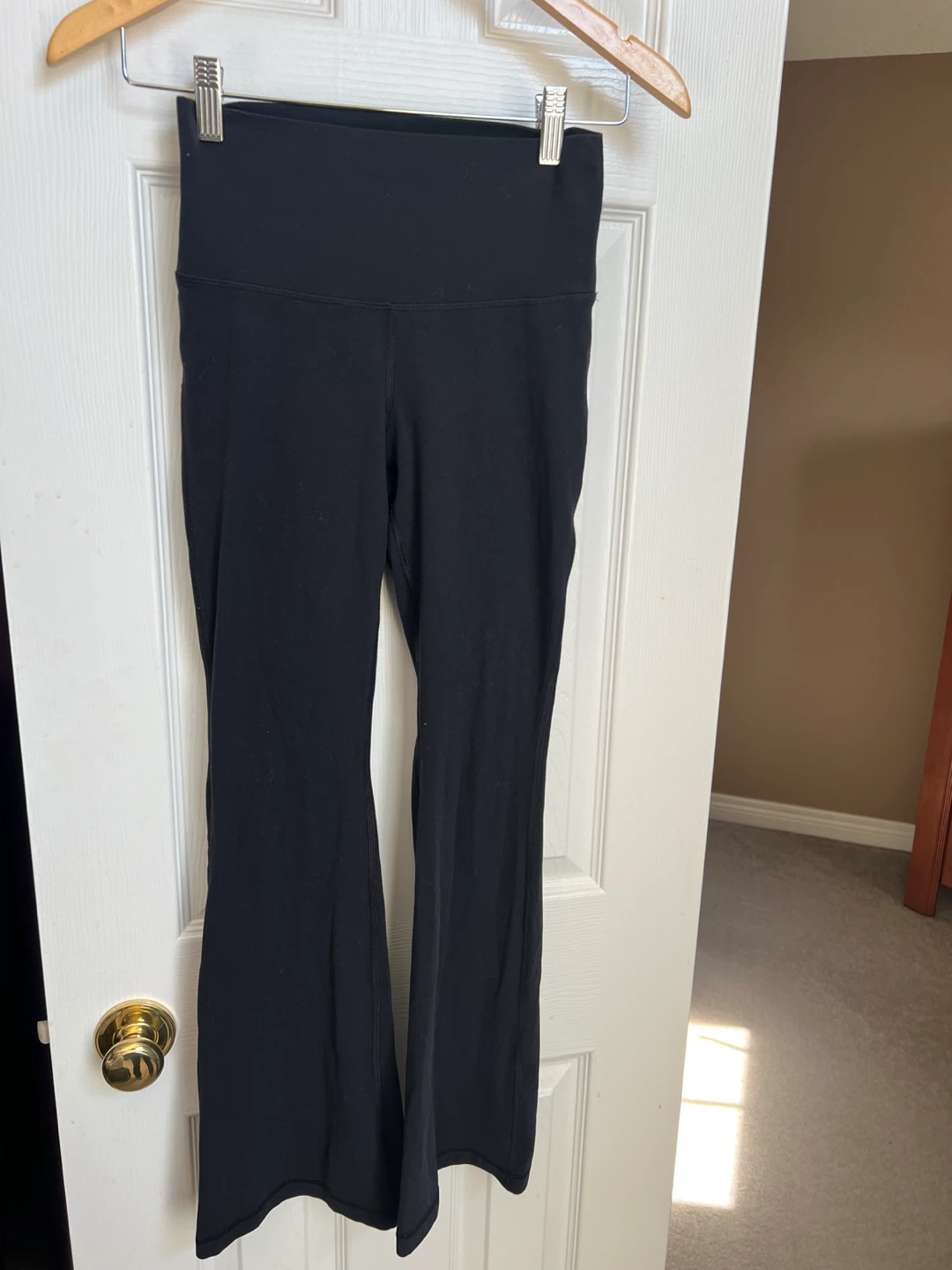 TNA butter flare pants size small