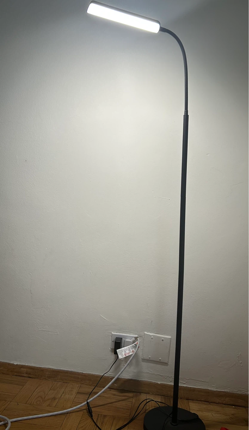 Adjustable LED Floor Lamp - photo 2
