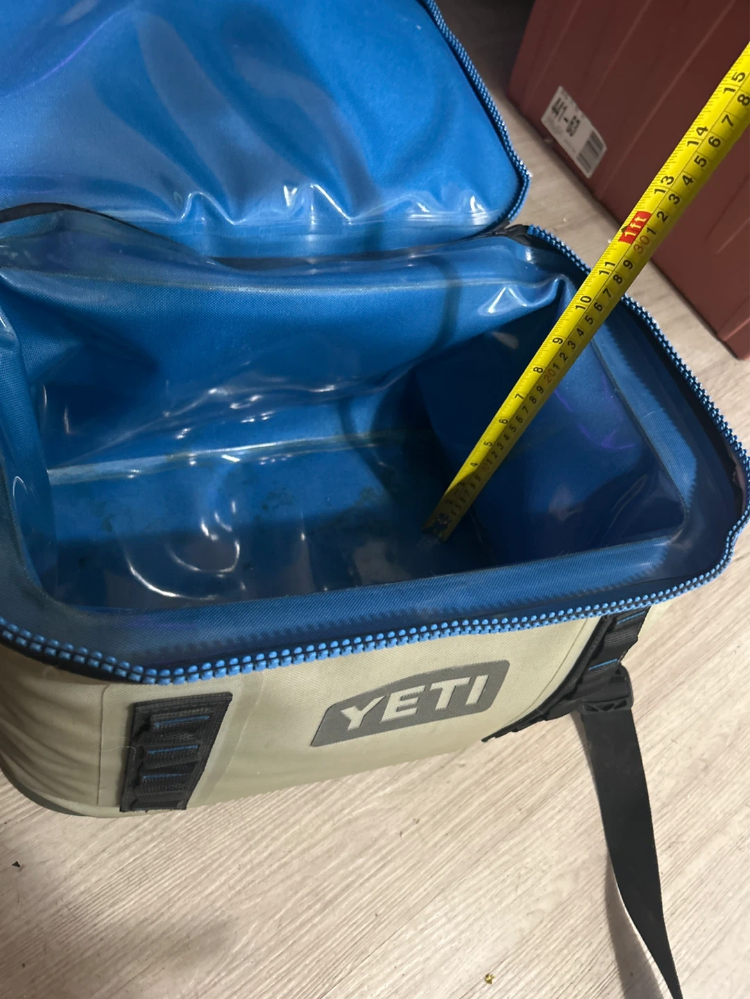YETI cooler bag - photo 3