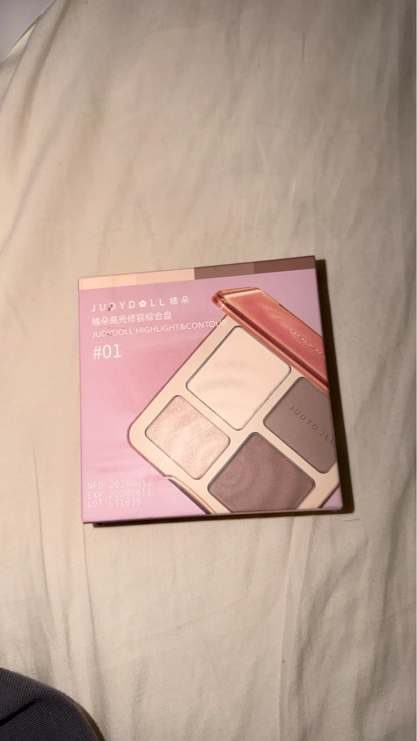 JUDYDOLL Highlight & Contour Palette #01