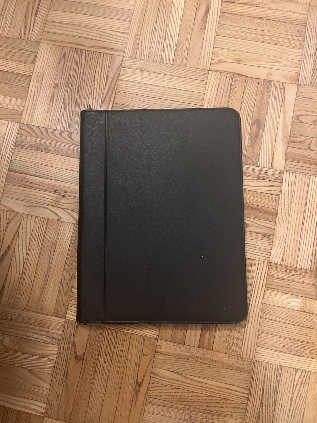 Black Portfolio Organizer
