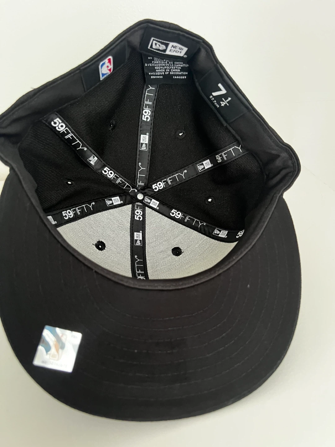 New Era Miami Heat 59FIFTY Fitted Cap Size 7 1/4 - photo 3