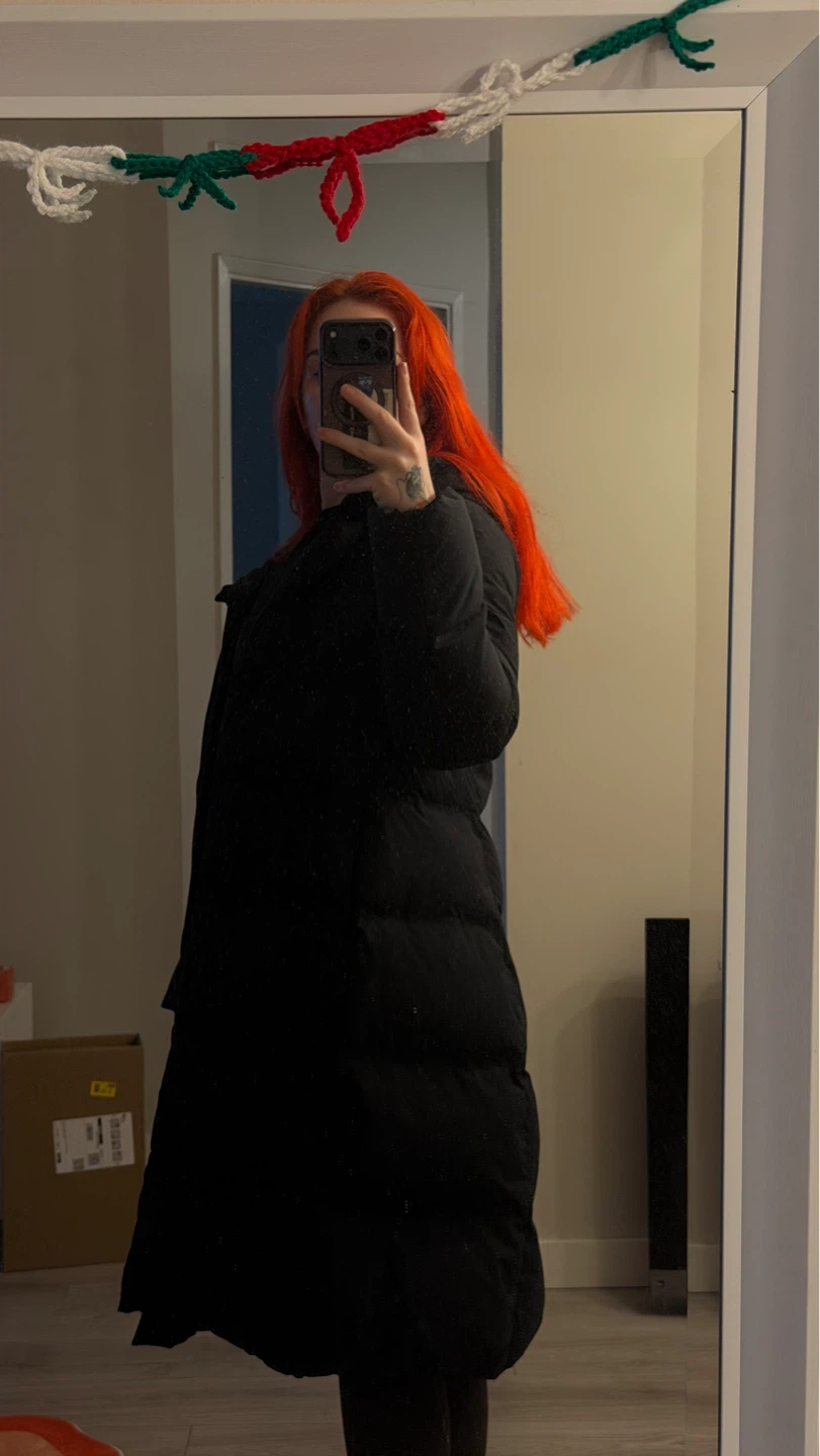 UNI QLO Black Puffer Coat - Size L/G - photo 4