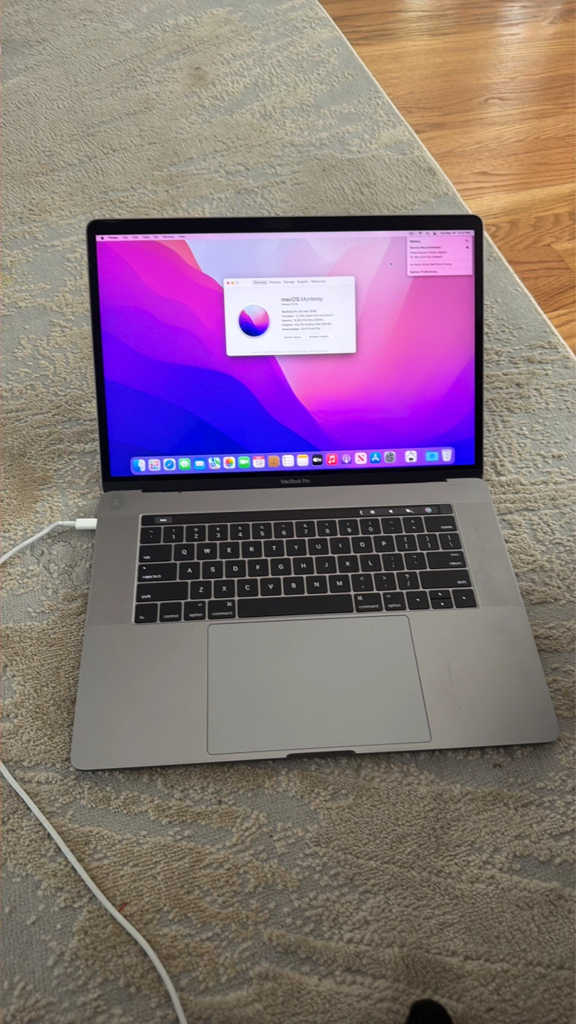 MacBook Pro 15” Touch Bar 16gb ram 500gb! L@@K