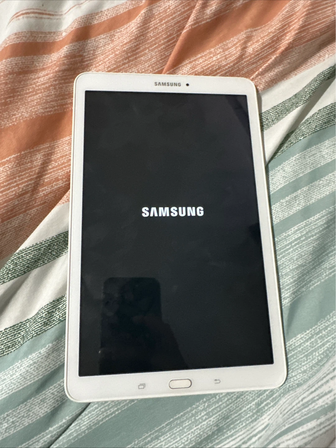 Samsung Galaxy Tab E 9.6 White GOOD/USED