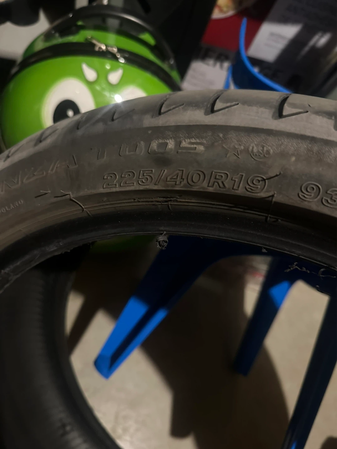 Bridgestone Potenza Tires 225/40R19 - photo 3