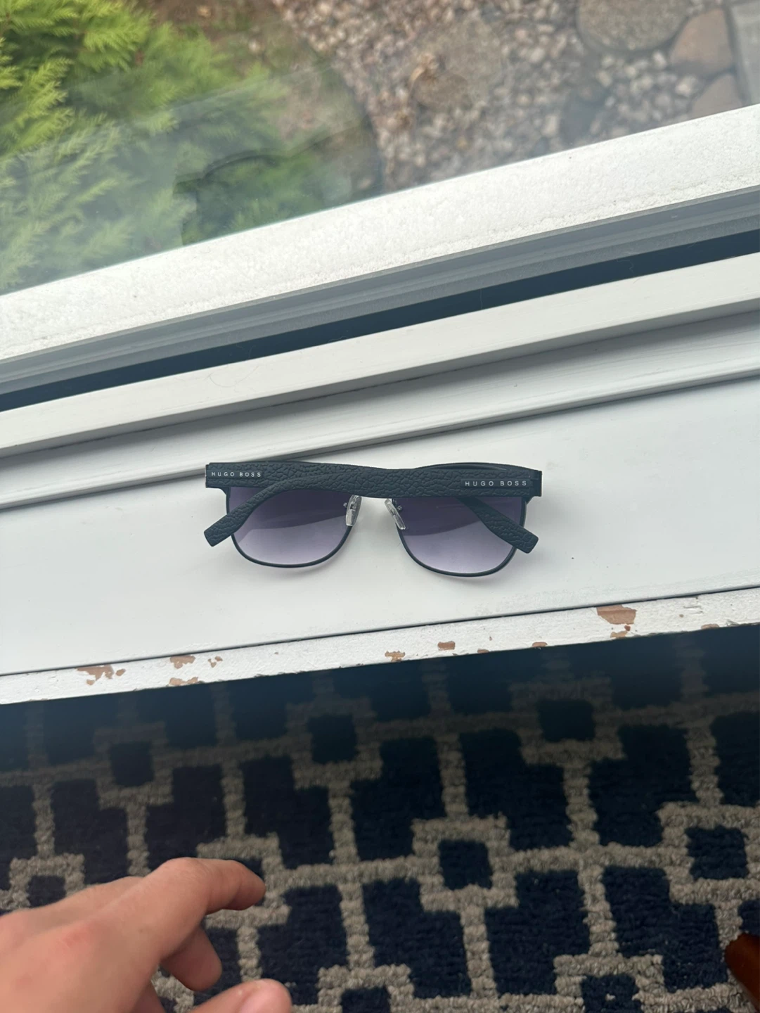 HUGO BOSS Sunglasses - photo 3