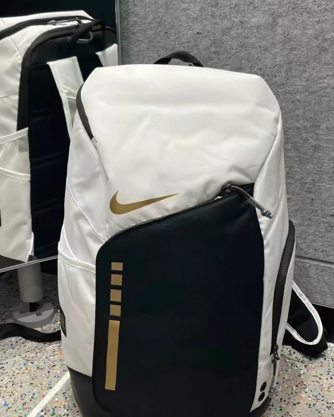 Nike Elite Backpack price is negotiable