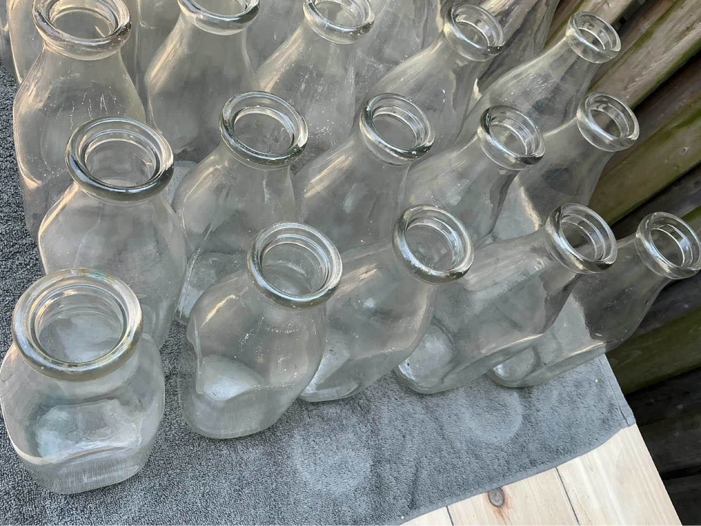 30 Antique Glass Dairy Milk Bottles ! - photo 4