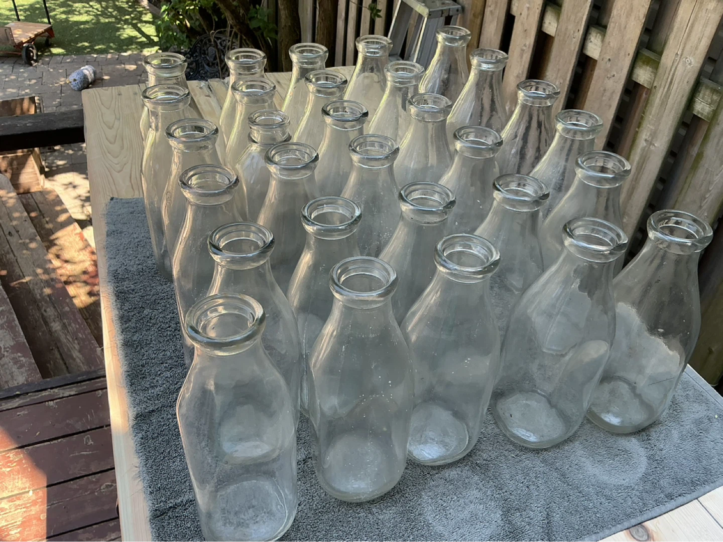 30 Antique Glass Dairy Milk Bottles ! - photo 3