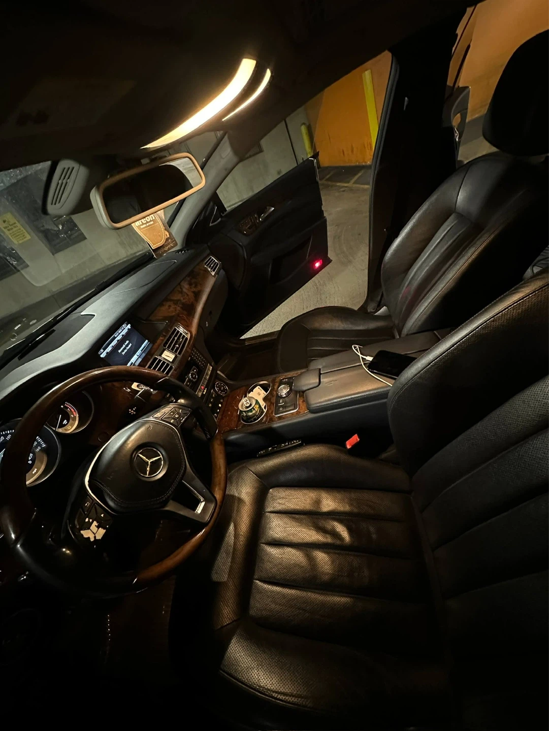 Mercedes-Benz CLS 550 4MATIC - photo 2