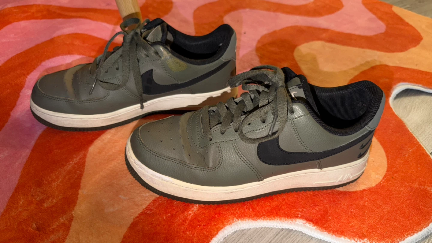 Nike Air Force 1 Sneakers & matching Slides