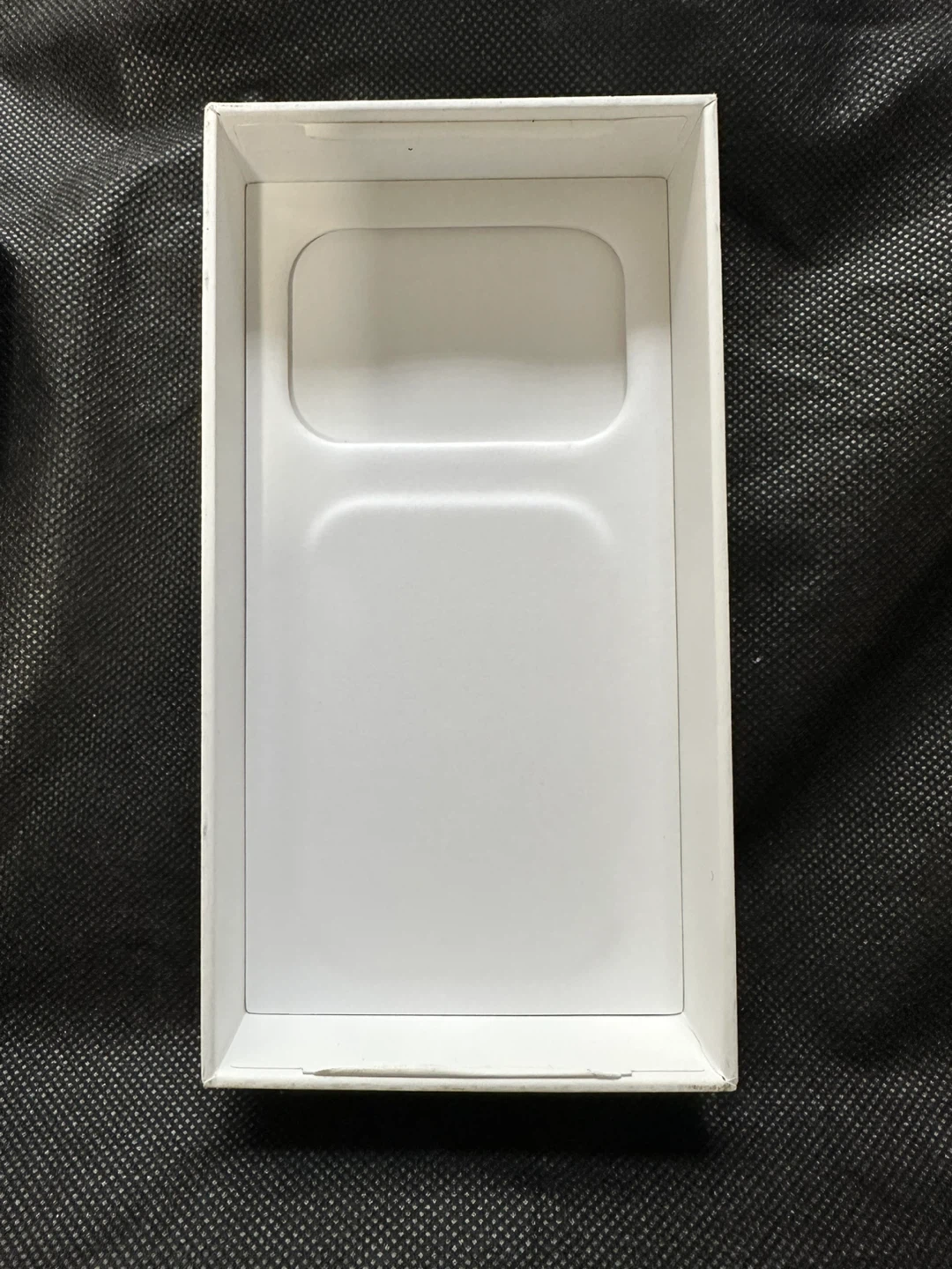 iPhone 17 Pro Silver (257 GB) - BOX ONLY - photo 3