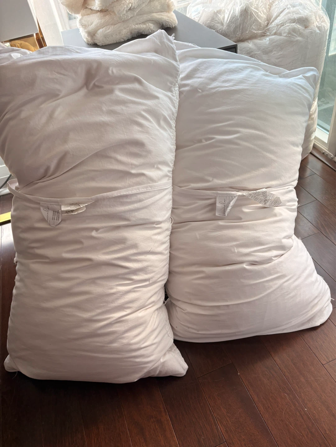 UGG King duvet + 2 king pillows - photo 5