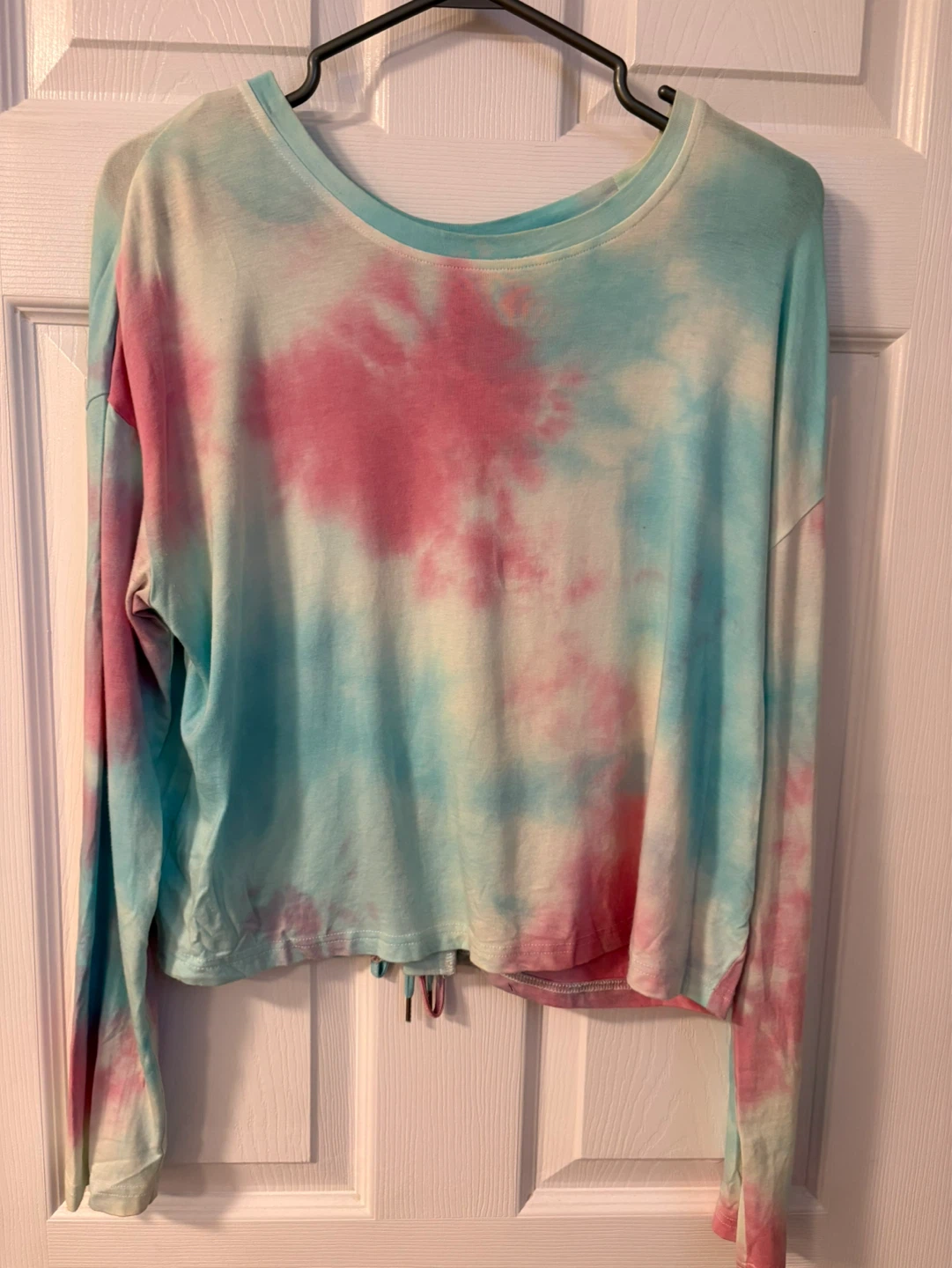 Ardene - Tie-Dye Long Sleeve Top with Lace-Up Back
