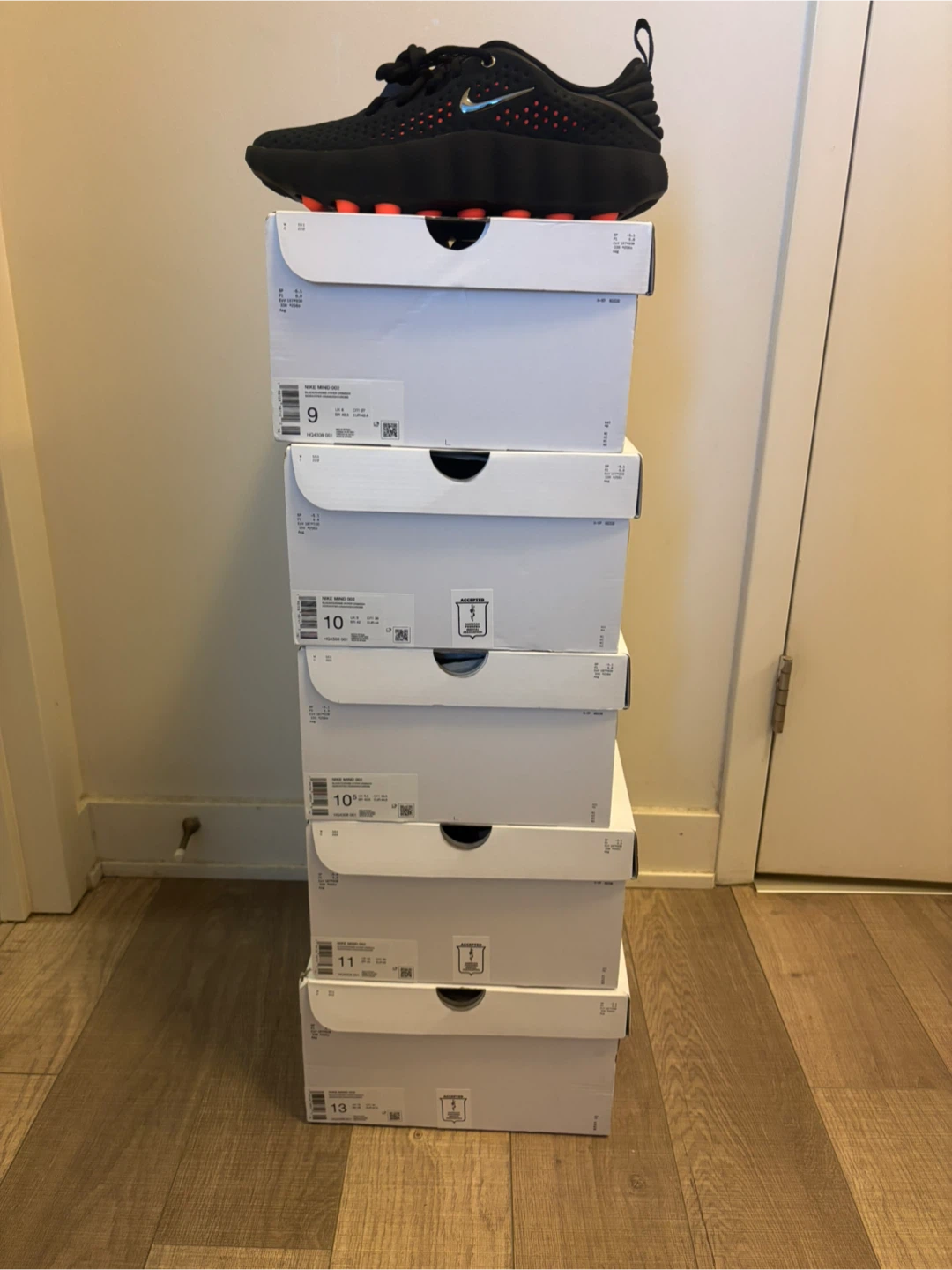 Nike Mind 002 Black size 9/9.5/10/10.5/11/13 Men’s