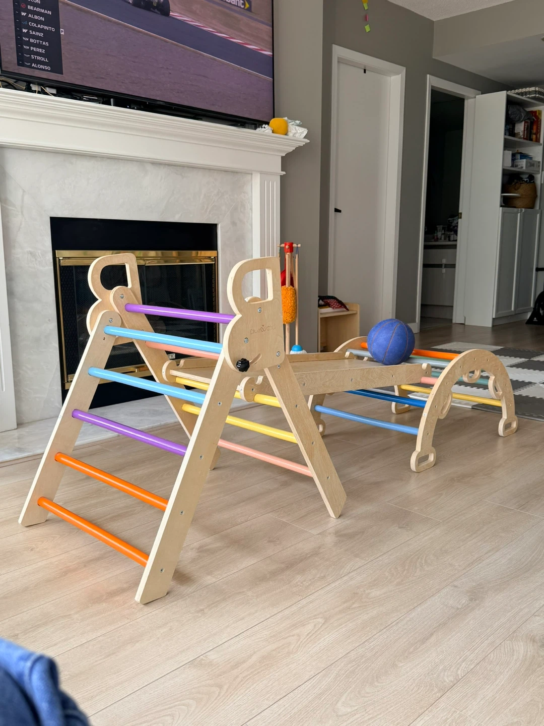 Wooden Pikler Triangle Climbing Set with Arch