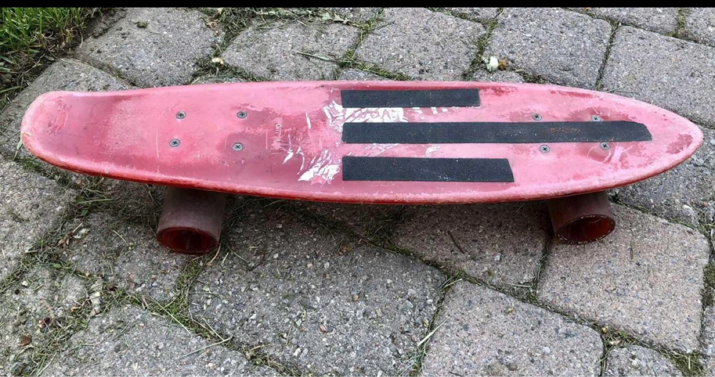 Skateboard