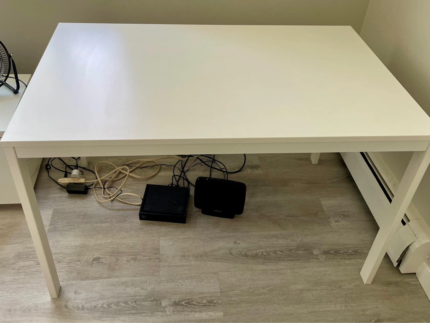 IKEA VIHALS Extendable Table White