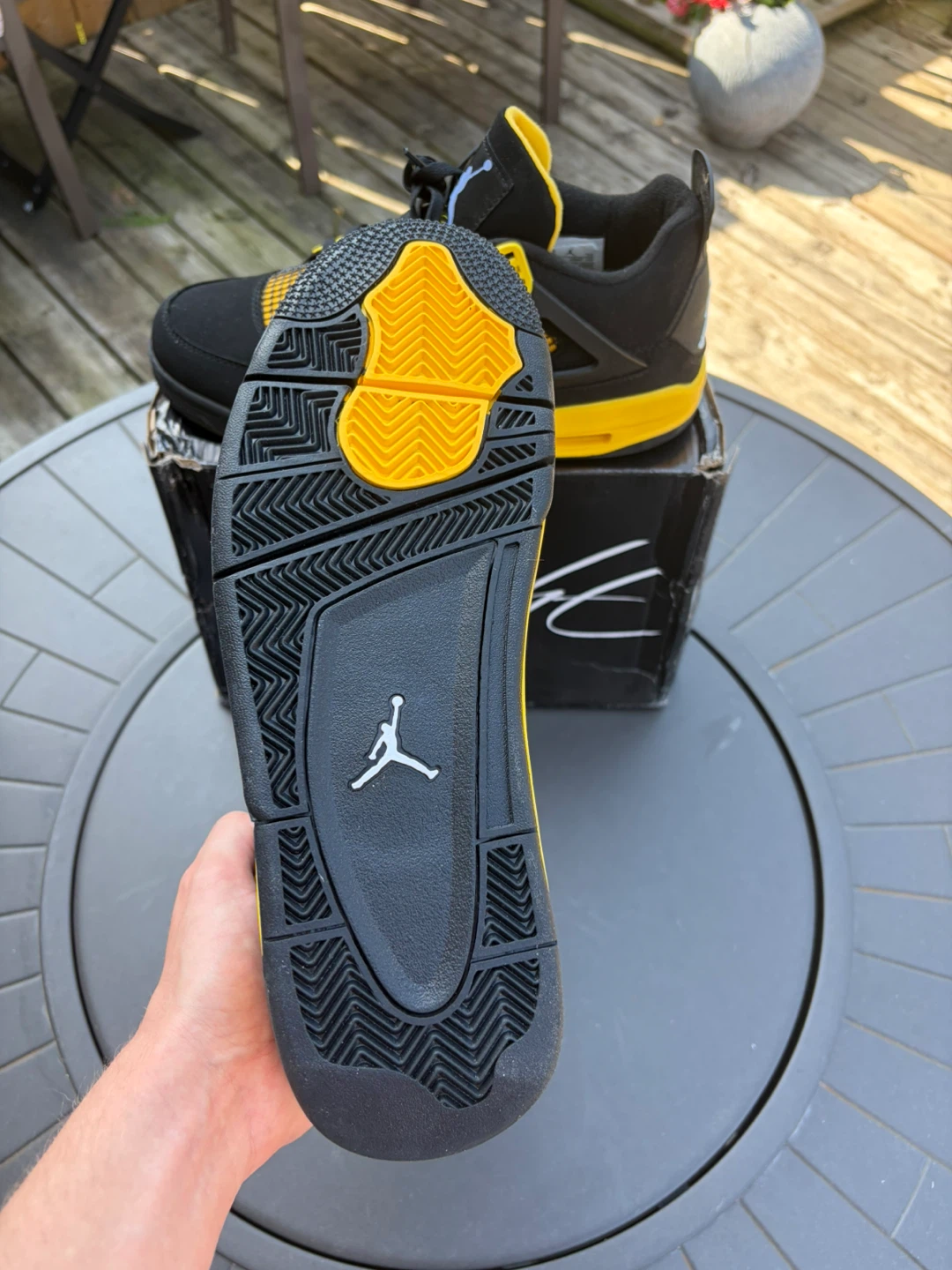 jordan 4 yellow thunder - photo 2