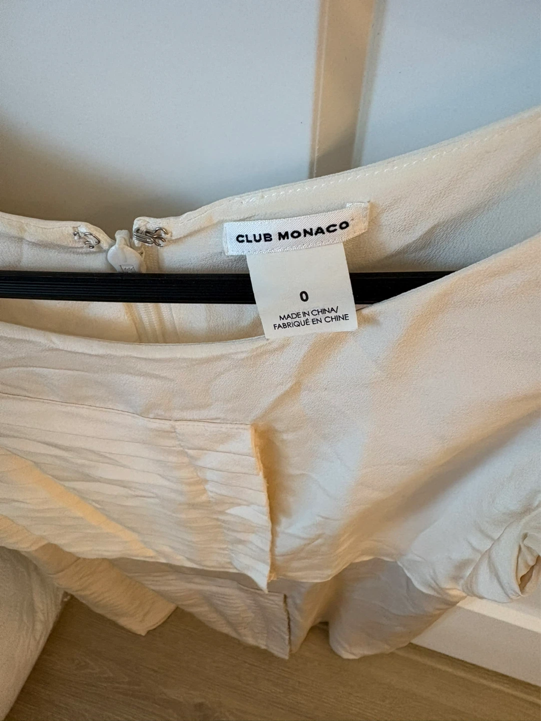 Club Monaco Beige Pleated Dress Size 0 - photo 3