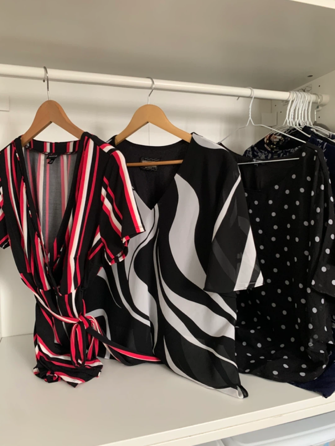Bundle of 13 women's tops XL eize