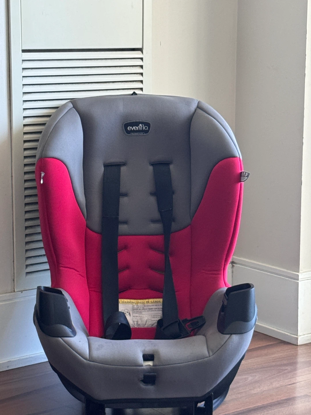 Moving out Sale - Evenflo Car Seat