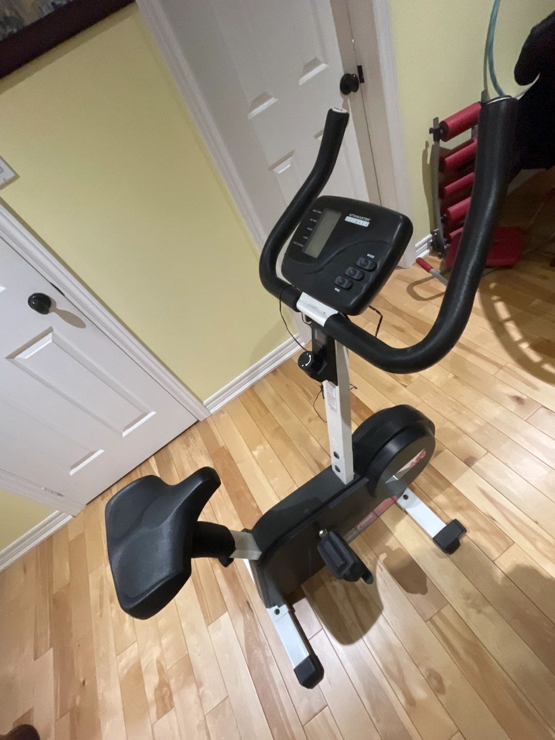 Vivitar Master Stationary Exercise Bike