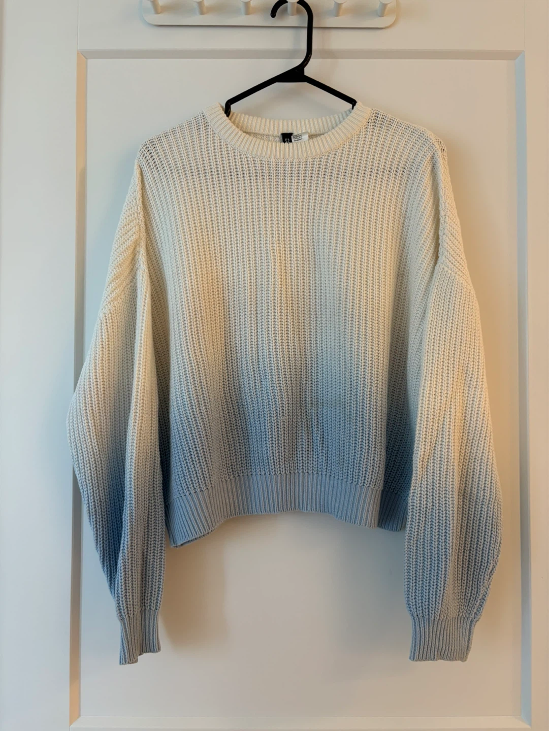 H&M Divided Ombre Knit Sweater Size S - photo 2