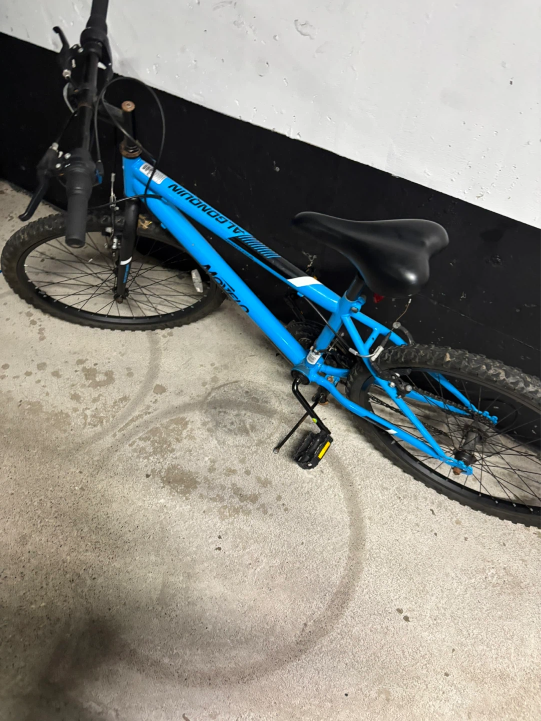 Blue Movelo Mountain Bike - photo 3