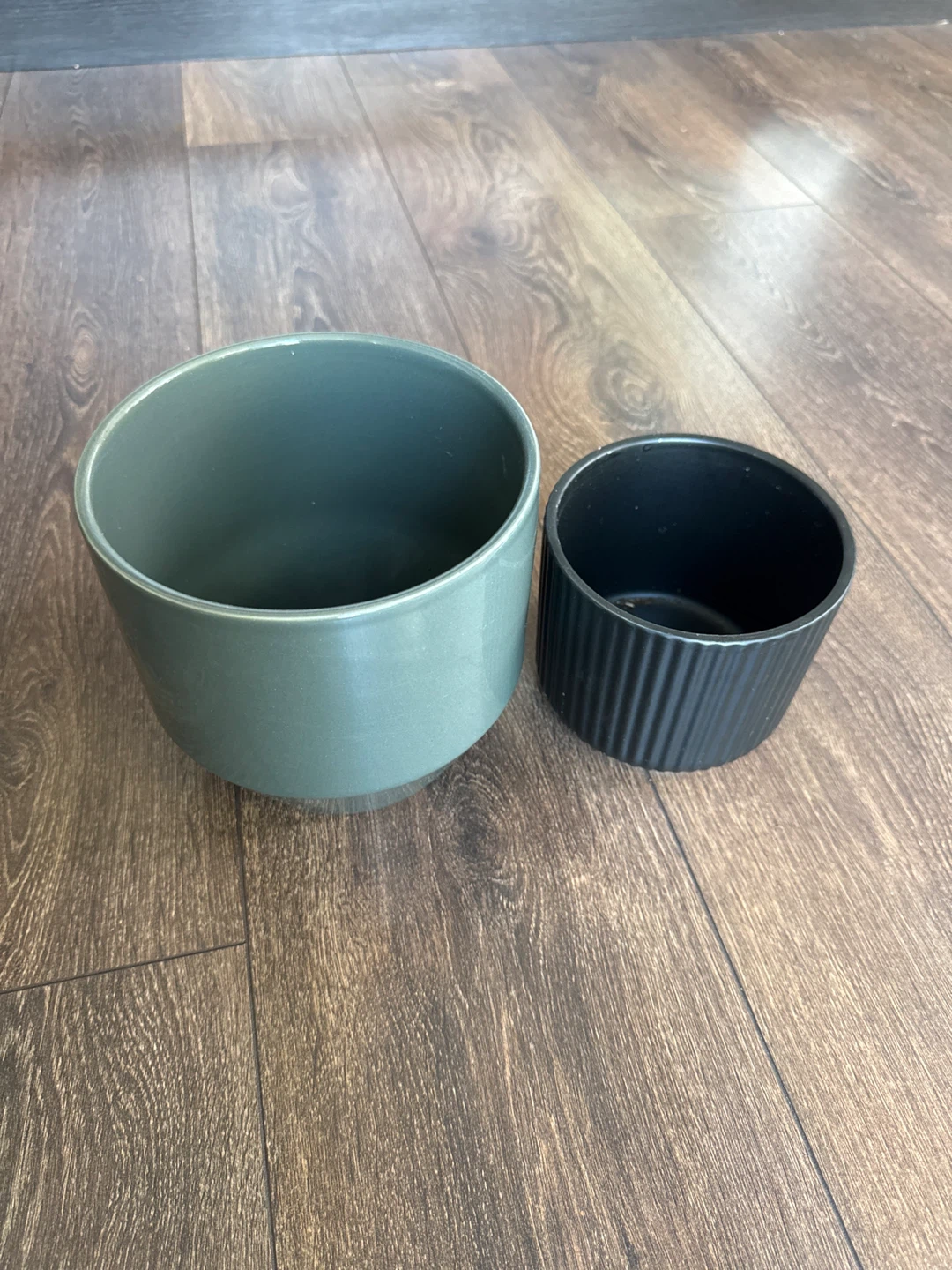 Two ceramic planters