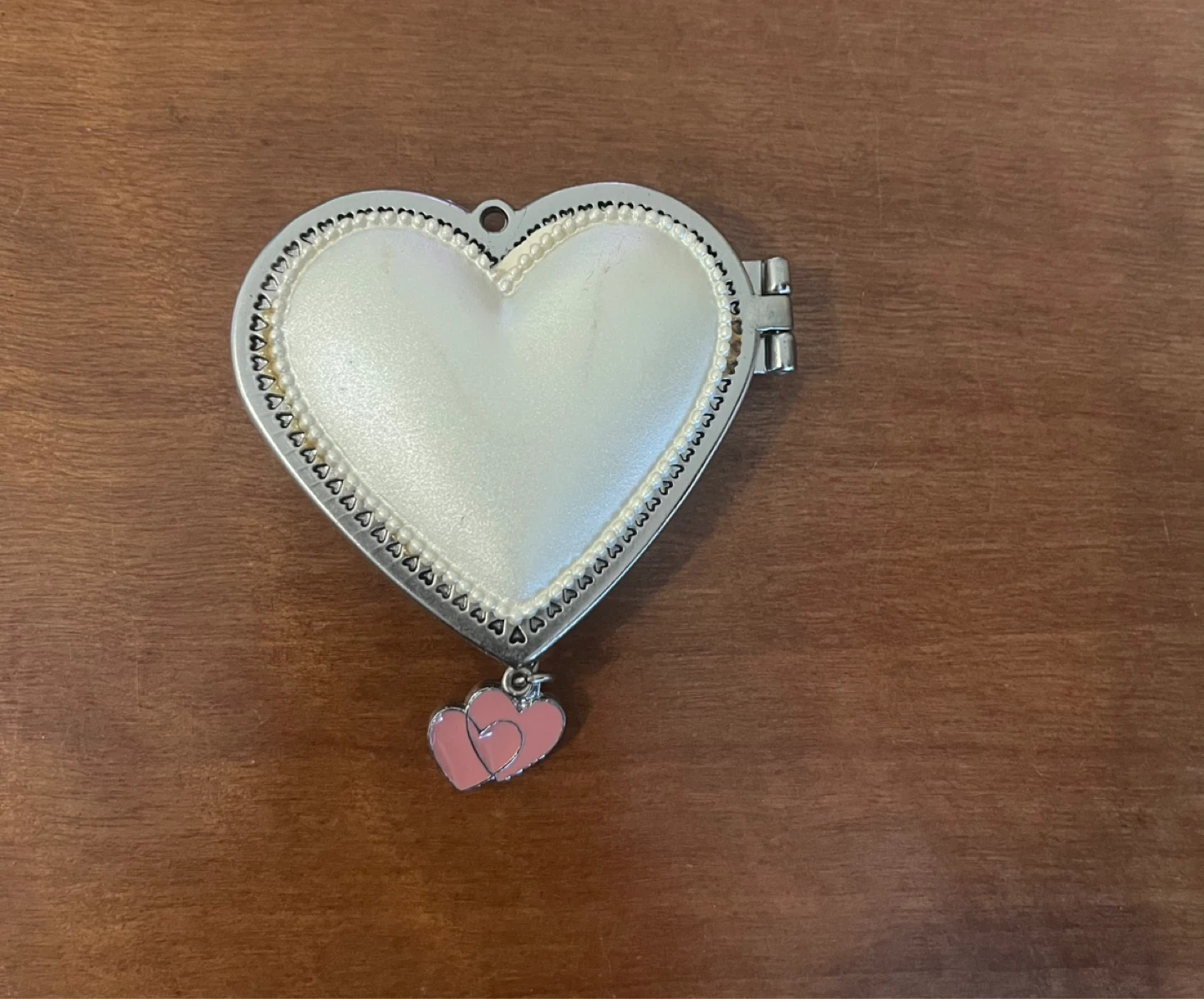 Heart Shaped Locket Photo Frame - photo 3