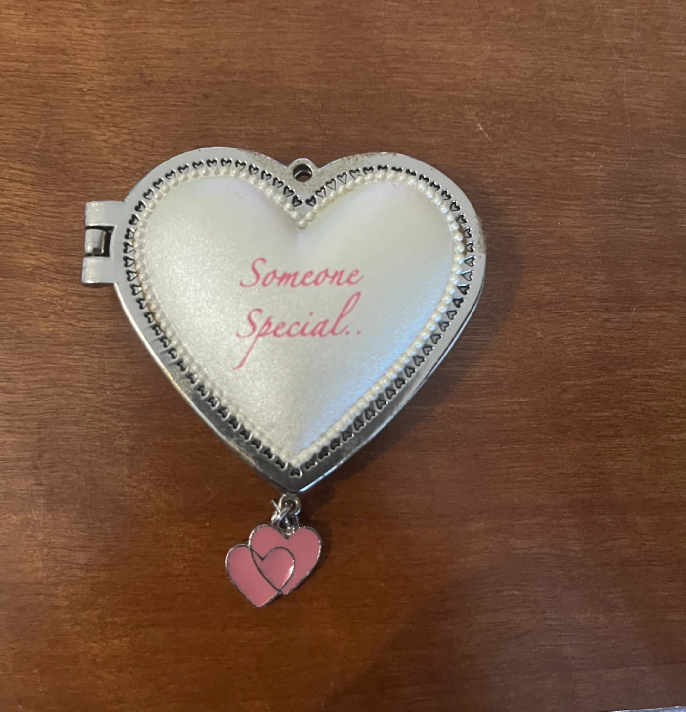 Heart Shaped Locket Photo Frame