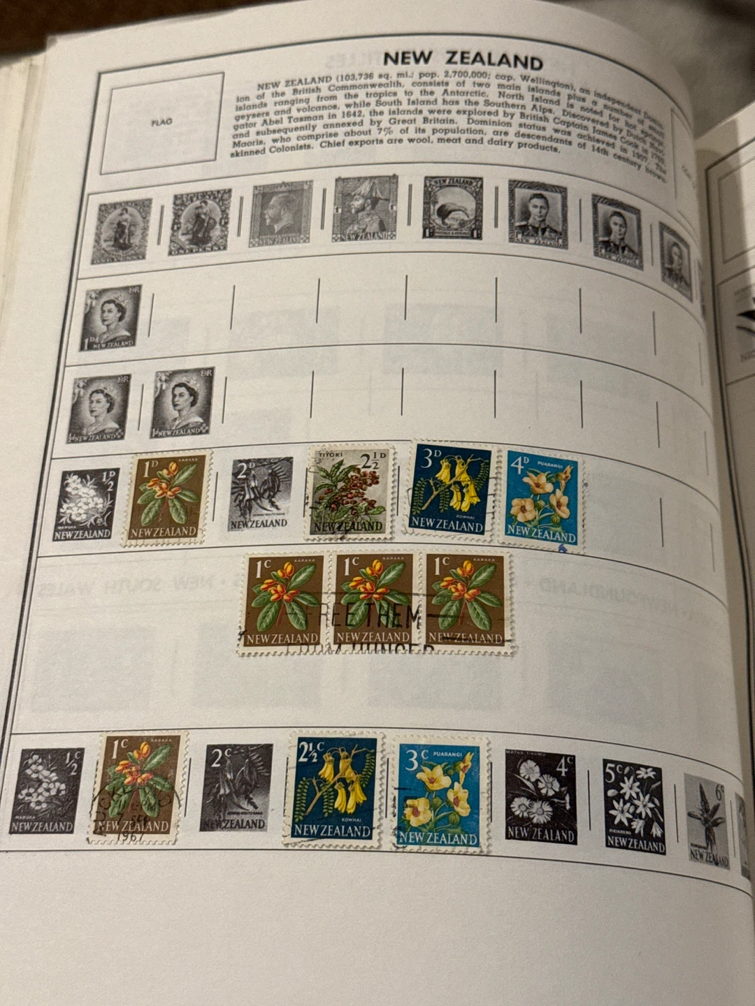 Traveler Stamp Album by H.E. Harris - photo 2