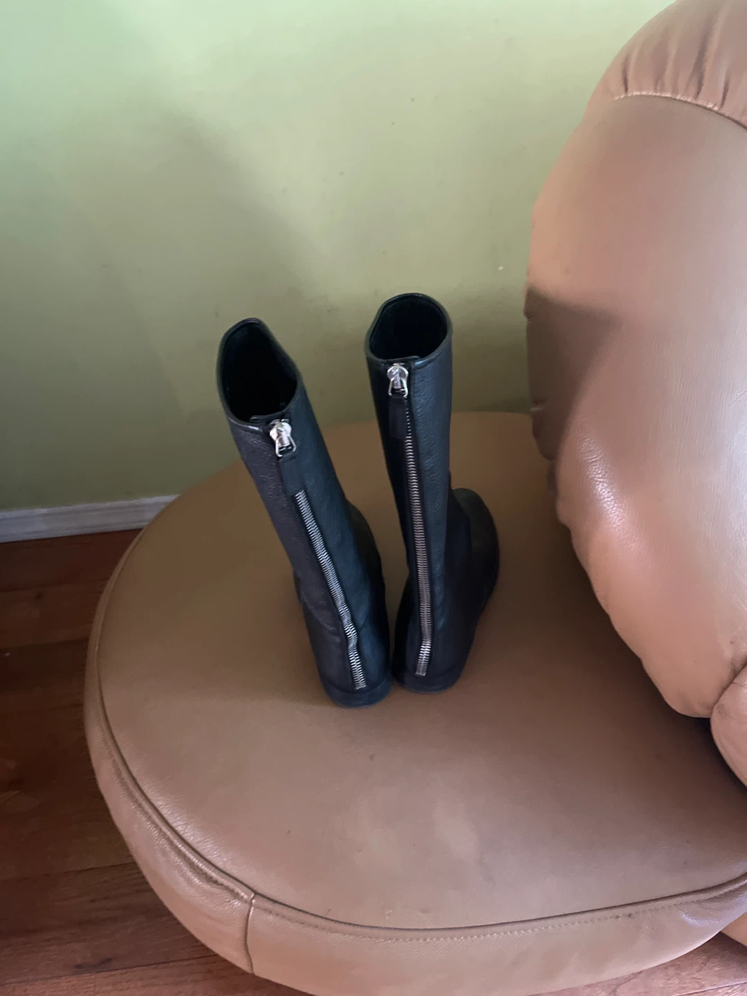 Black Leather Gucci Boots - photo 3