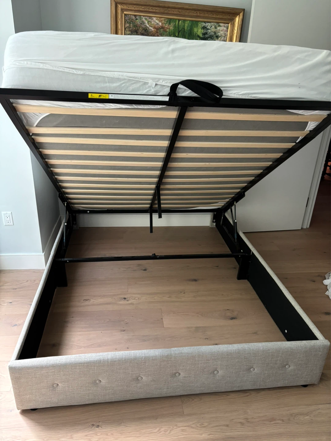 Allewie Queen Size Lift Up Storage Bed - photo 3