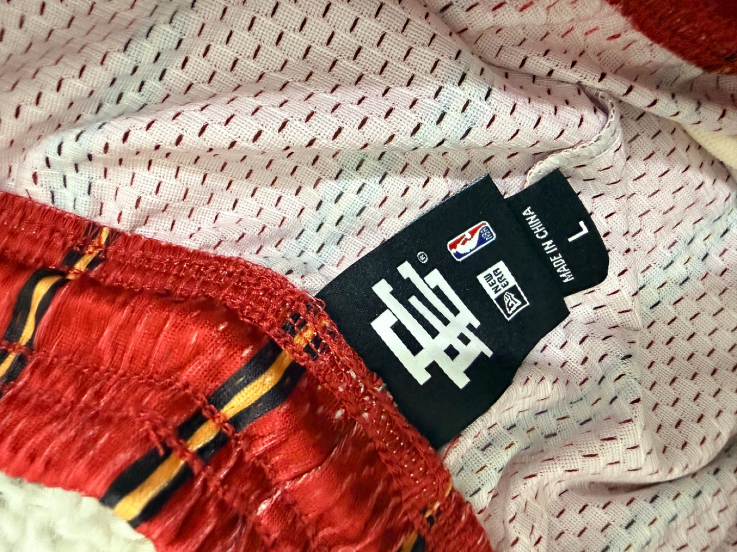 Large EE Miami Heat Basketball Shorts - photo 2