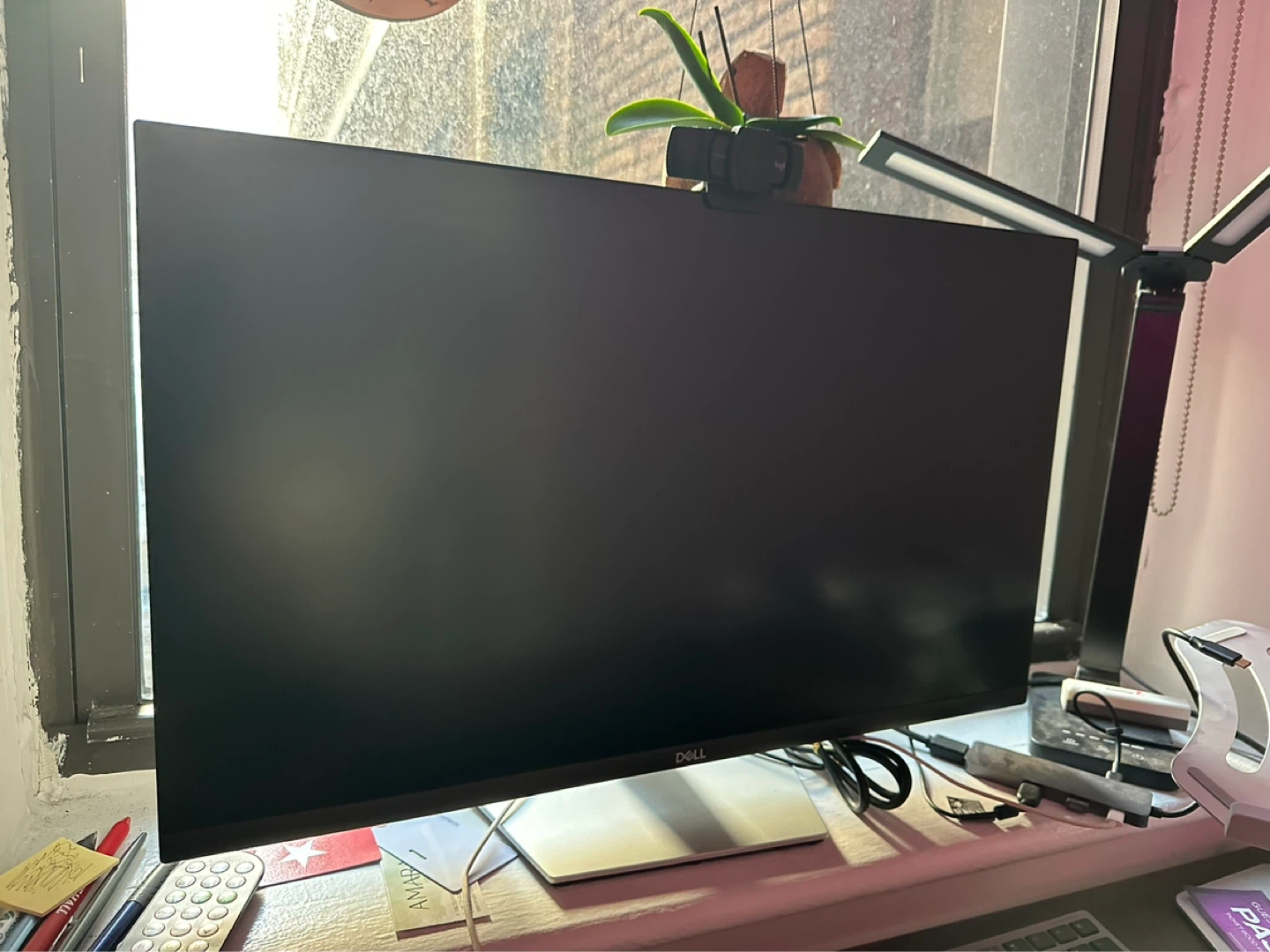 Dell Monitor 27”. S2721DS