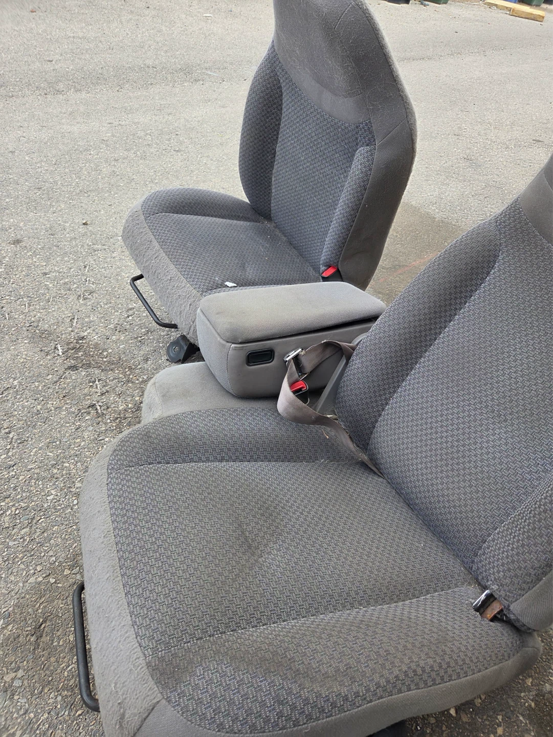 Grey Fabric Front Car Seats with Console - photo 3