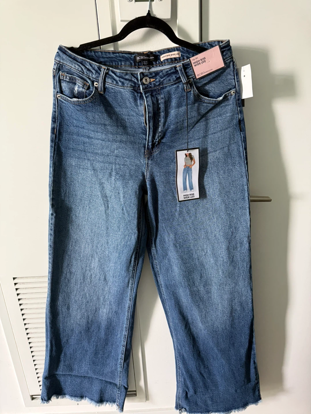 BCBGGeneration High Rise Wide Leg Jeans Size 13/31