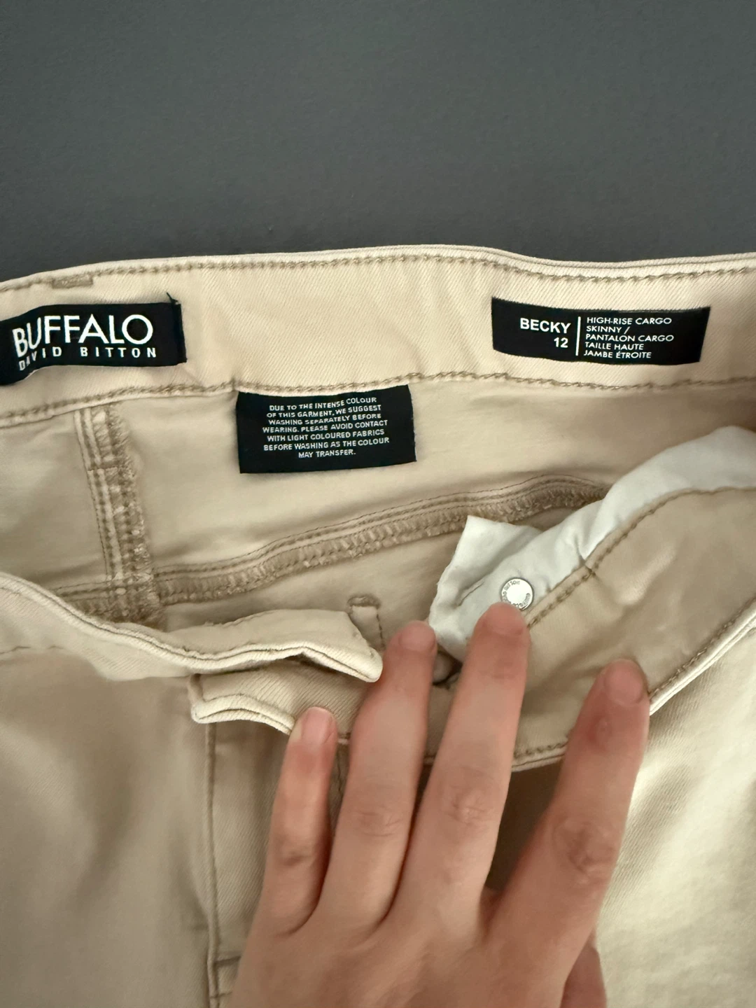 Buffalo David Bitton Becky High Rise Cargo Pants Size 12 - photo 2