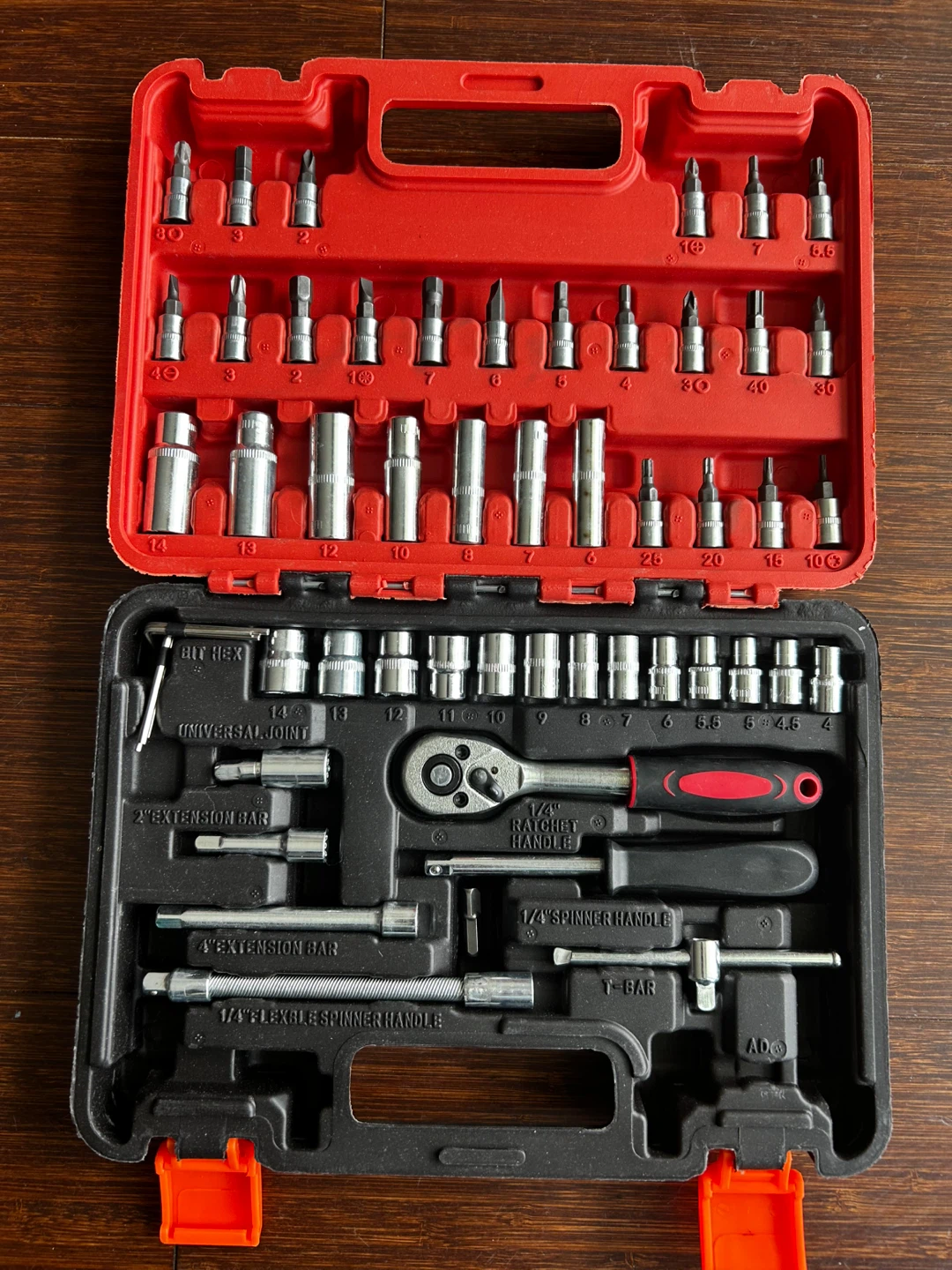 53 Piece Socket and Wrench Set
