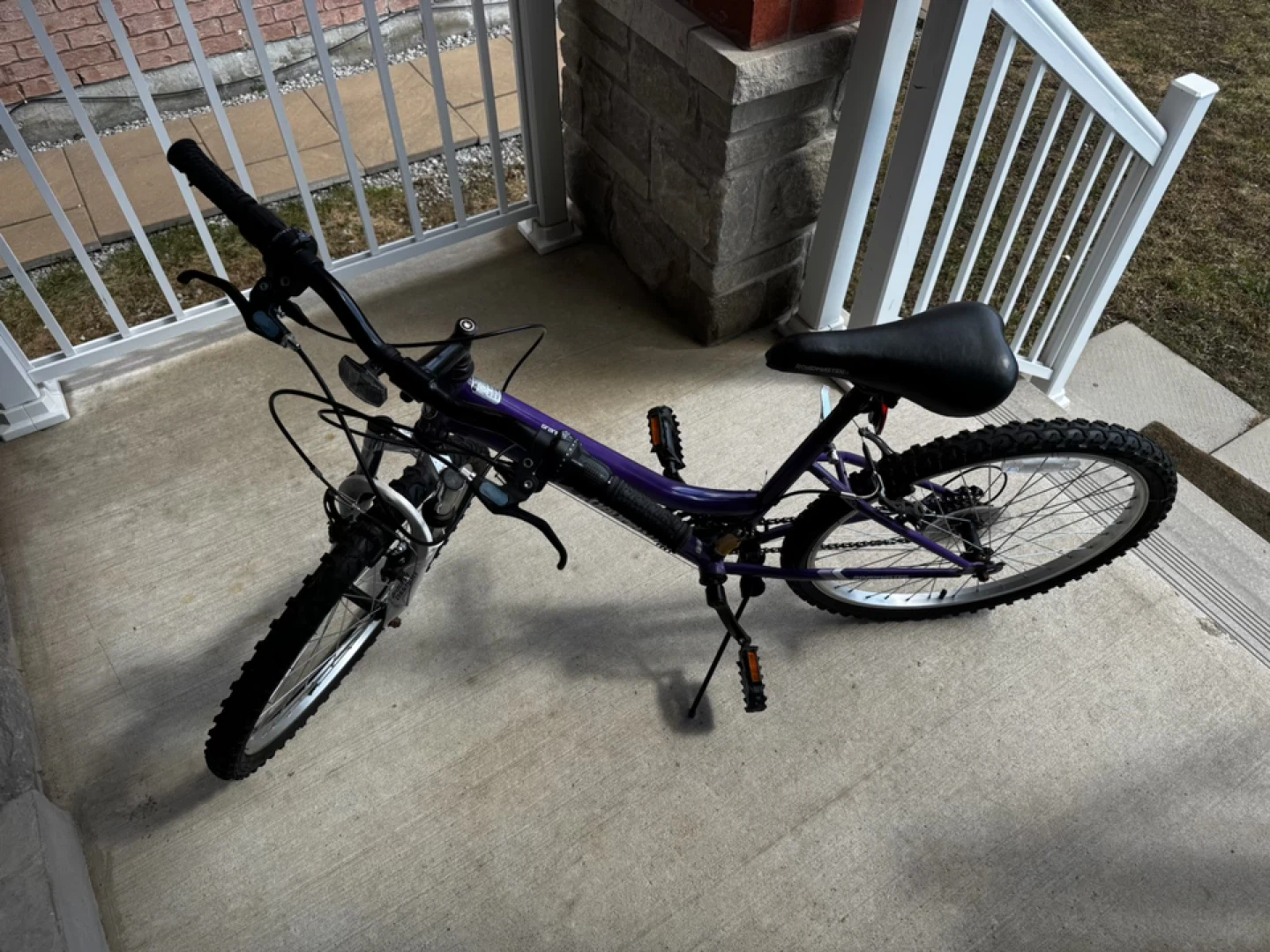 Roadmaster Purple Mountain Bike - photo 2
