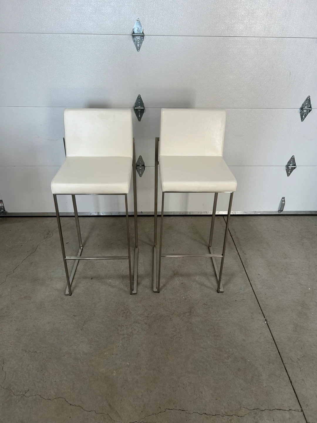 LumiSource White Faux Leather High Back Counter Height Bar Stool