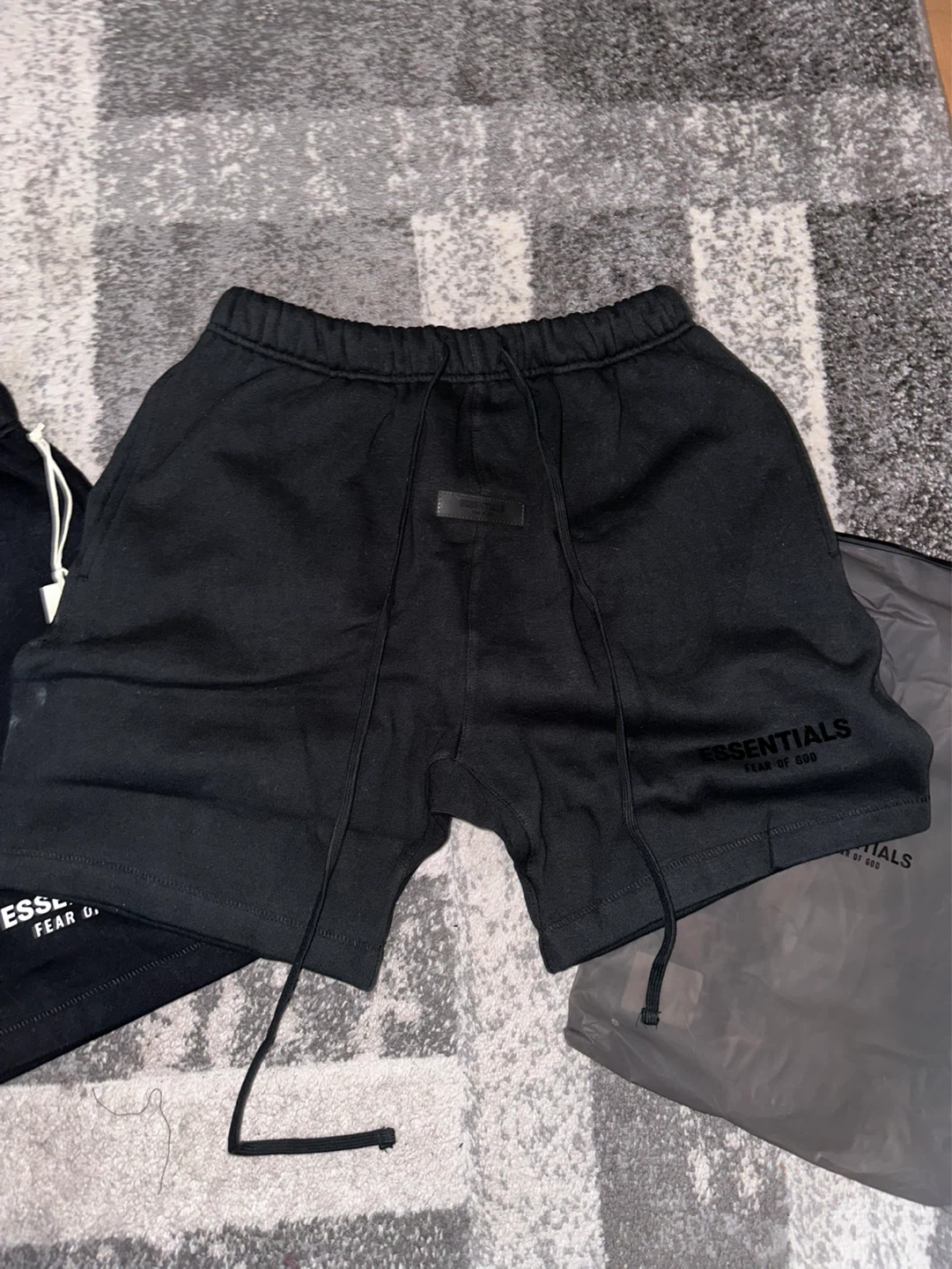ESSENTIAL SHORTS BLACK - photo 2
