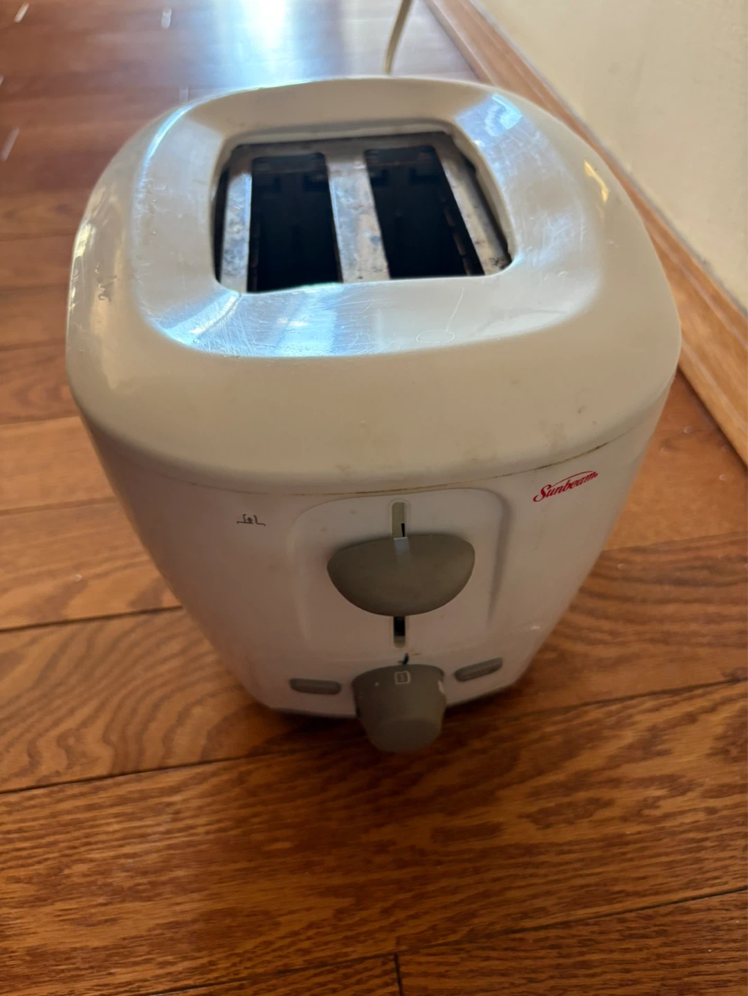 Sunbeam White 2-Slice Toaster - photo 2